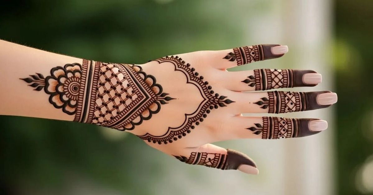 Easy Modern Back Hand Mehndi Design
