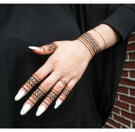 Bracelet Style Mehndi Design