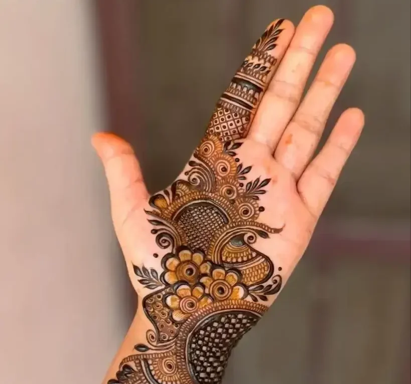 Easy Mehndi Design Front Hand