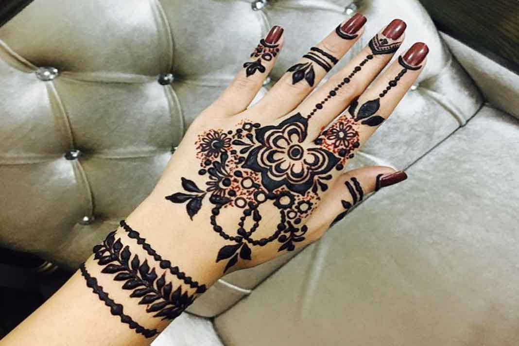 Easy Mehndi Designs