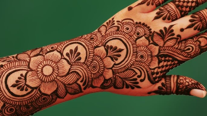 Eid Mehndi Design Simple and Beautiful