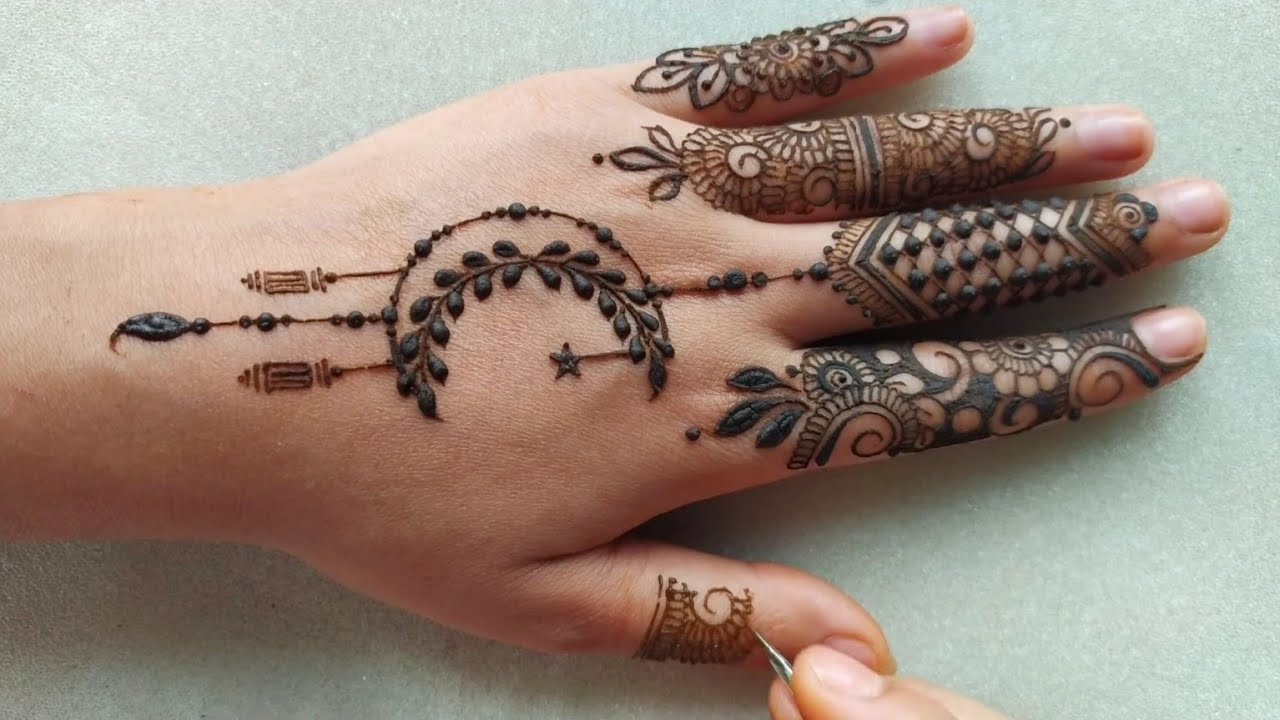 Finger Mehndi Design 