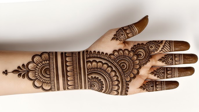 Front hand mehndi