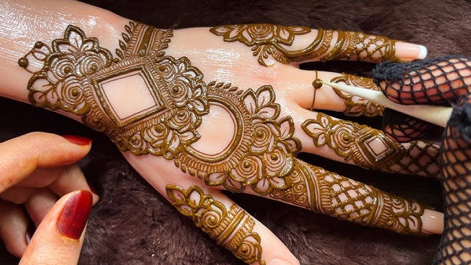 Khafif Mehndi Design Back Hand