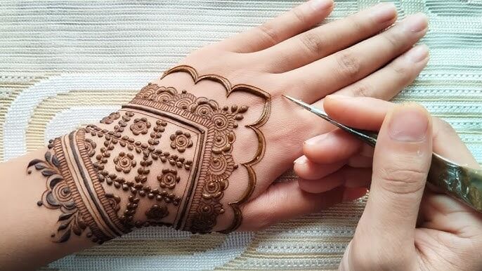 Mehndi Design Easy and Beautiful