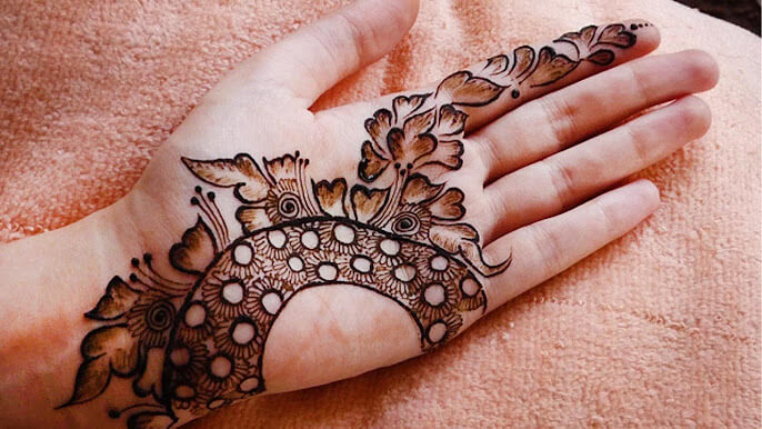 Mehndi Design with Moon Simple