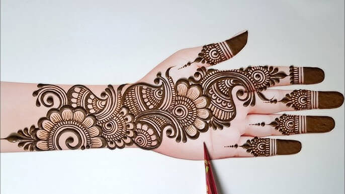 Front Hand Simple Mehndi Design