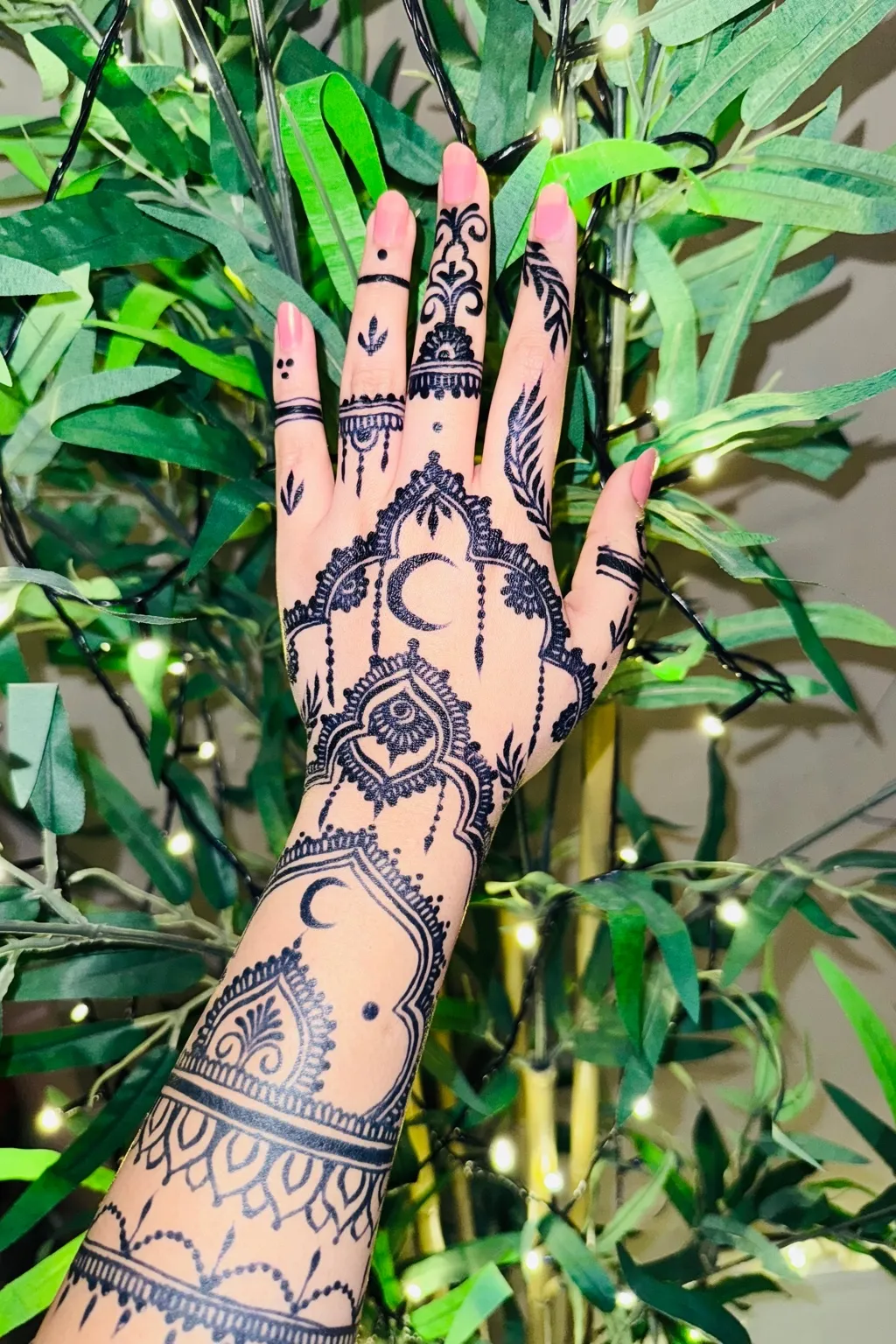 Moon Mehndi Design