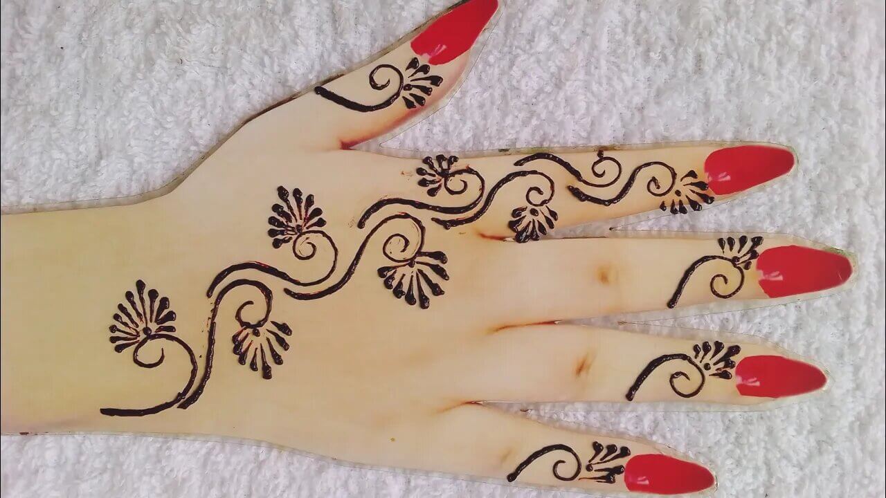 Simple Back Hand Mehndi Design