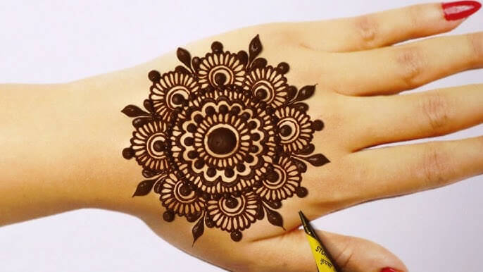Simple Back Hand Mehndi Design