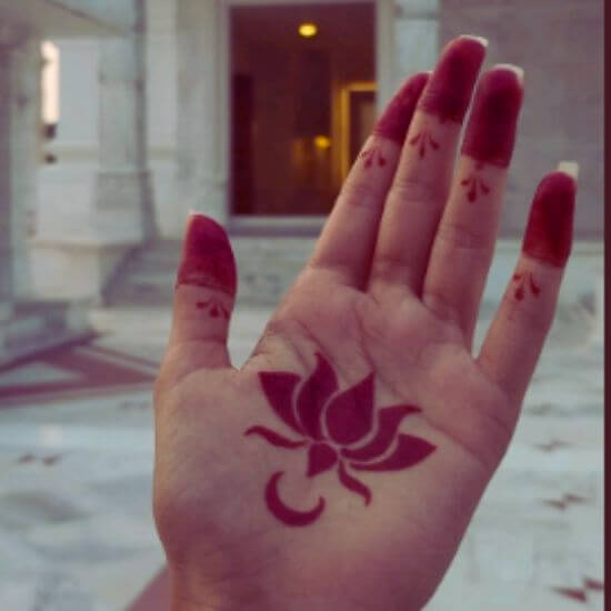 Simple mehndi designs for kids