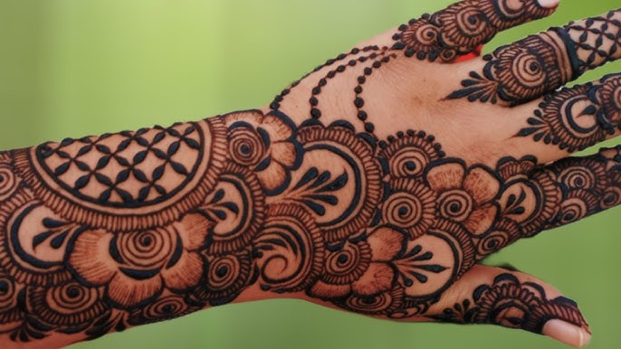 beautiful mehndi design