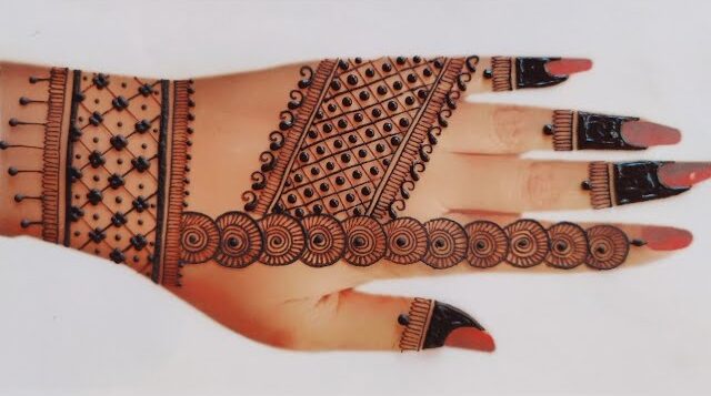 Easy Modern Back Hand Mehndi Design