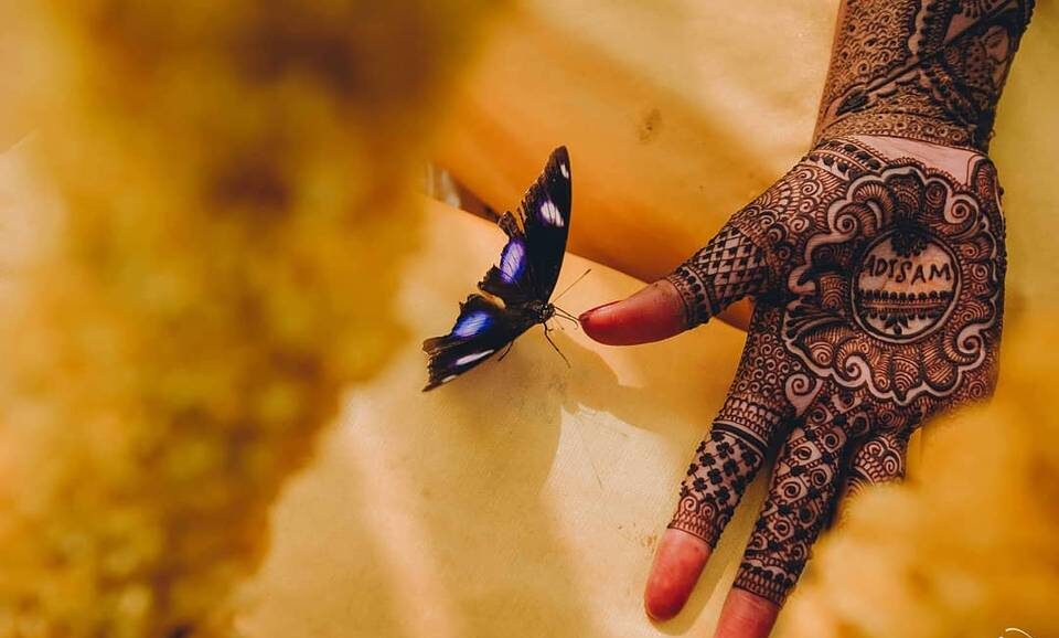 Simple Mehndi Design Front Hand