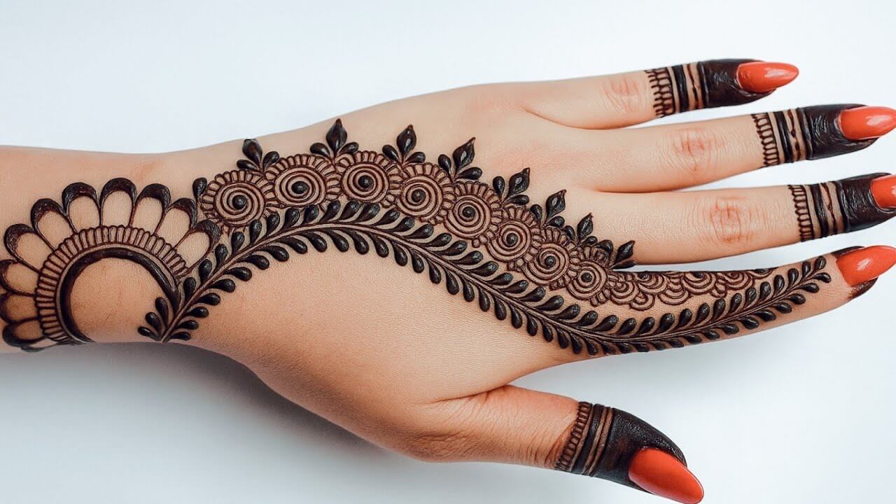 Mehndi Design Simple Back Hand