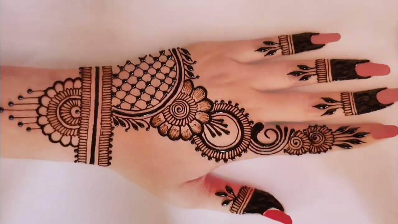 Mehndi Design Simple Back Hand