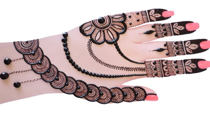 Chain Bracelet Mehndi Design