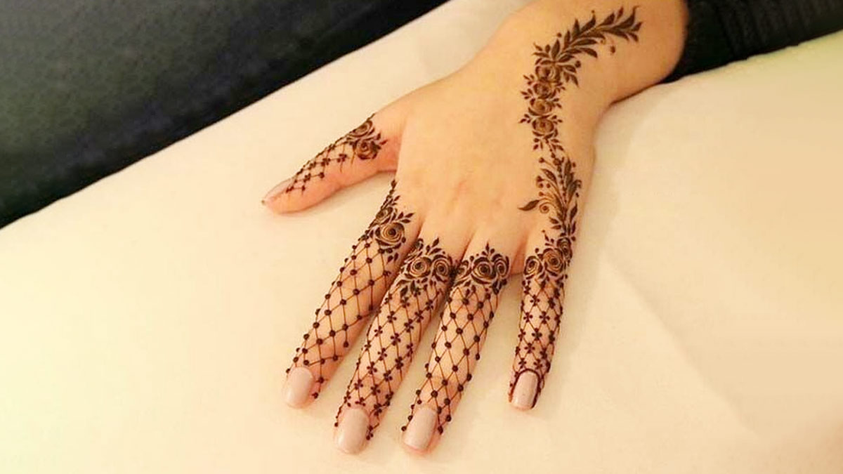 Dot Mehndi Design
