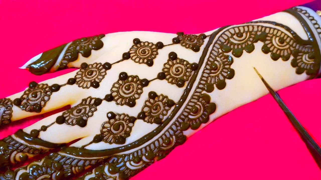 Eid Mehndi Design Back Hand Simple