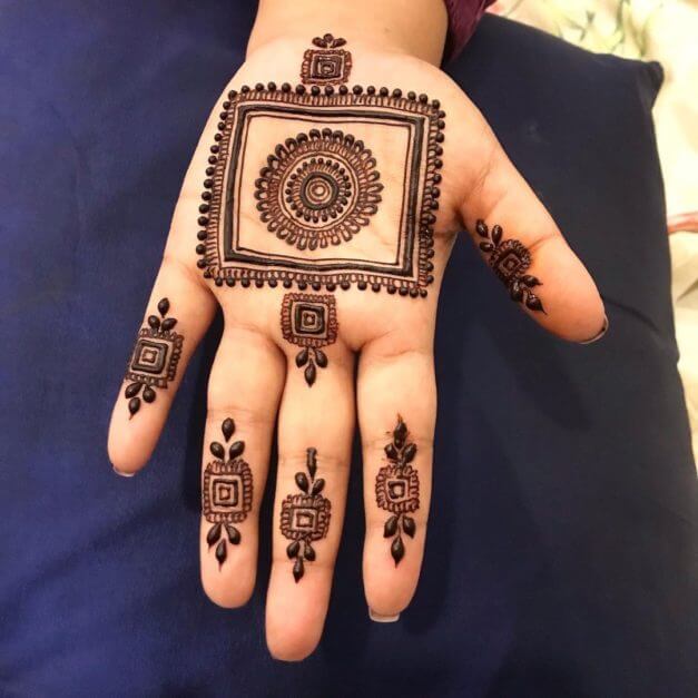 Eid Mehndi Design for Girls