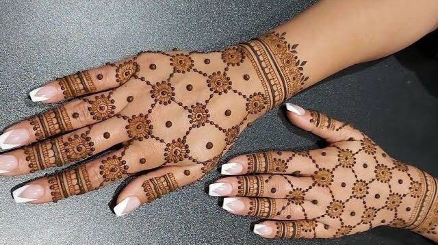 Eid Mehndi Design for Girls