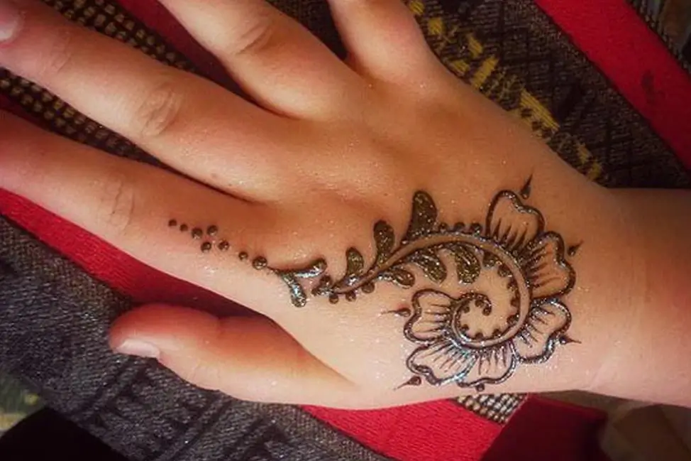 Eid Mehndi Design for Kids