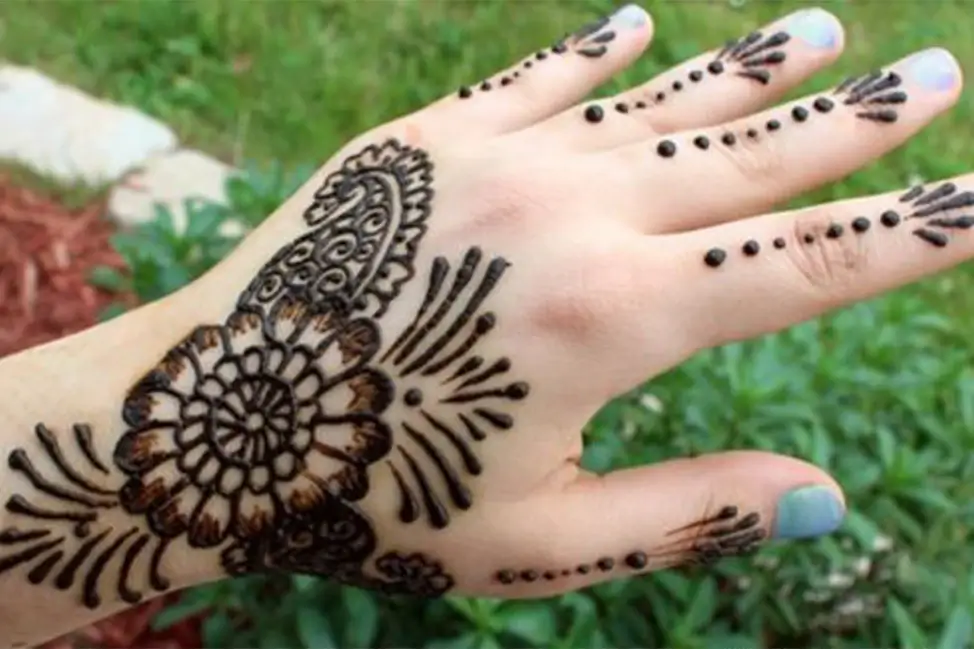 Eid Mehndi Design for Kids