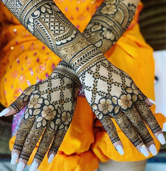Eid Mehndi Designs Simple and Beautiful