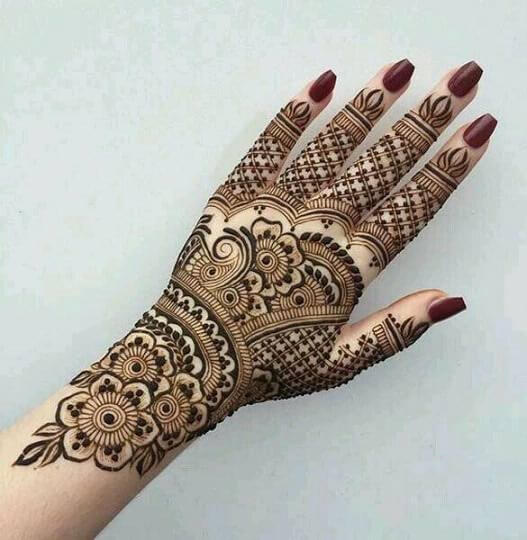 Eid Mehndi Designs Simple and Beautiful