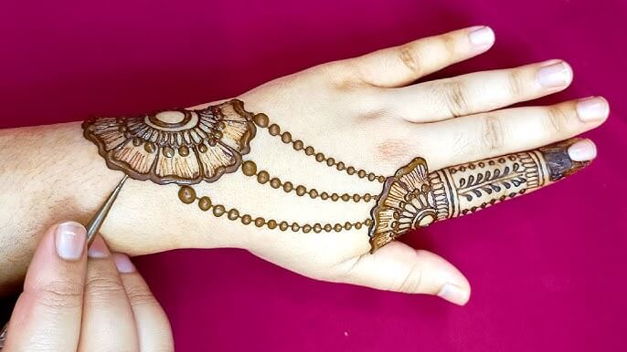 Khafif Mehndi Design Simple
