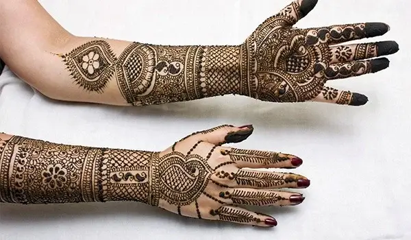 Khafif Mehndi Design for Eid ul Adha 2026