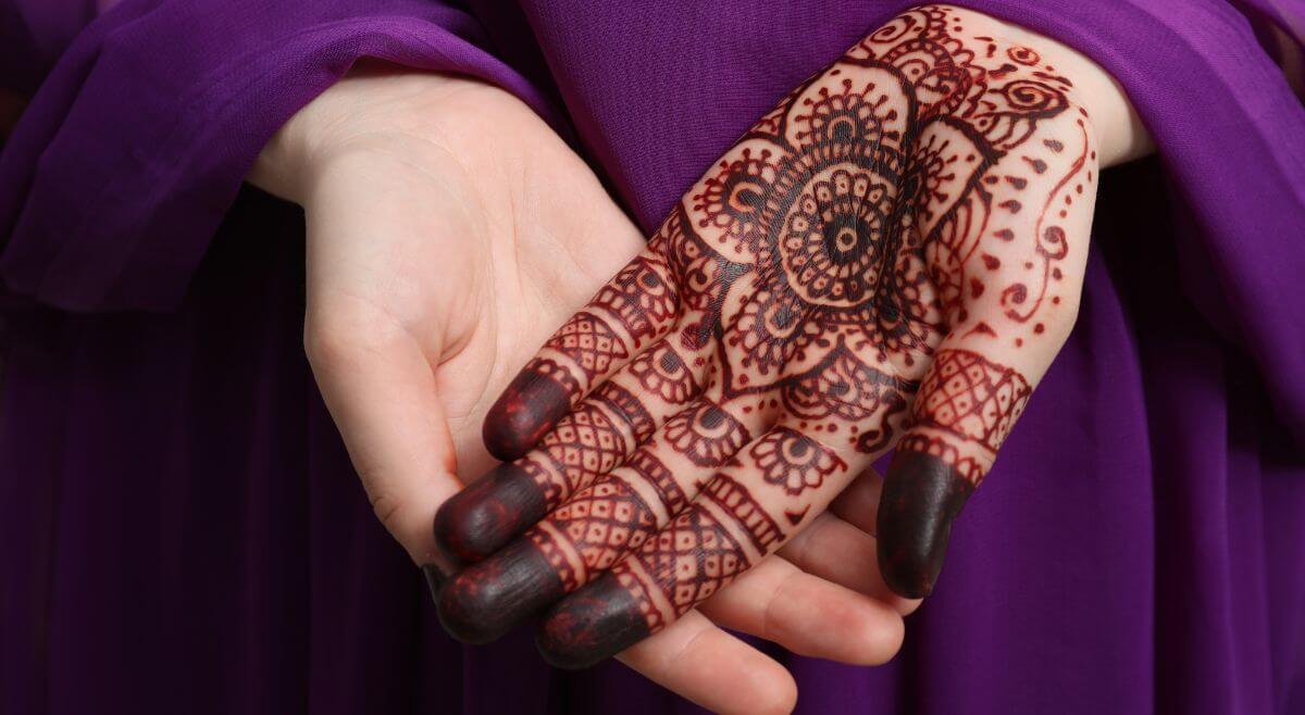 Simple Mehndi Design for Eid 2026