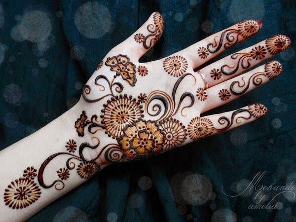 Simple Mehndi Design for Eid ul Fitr