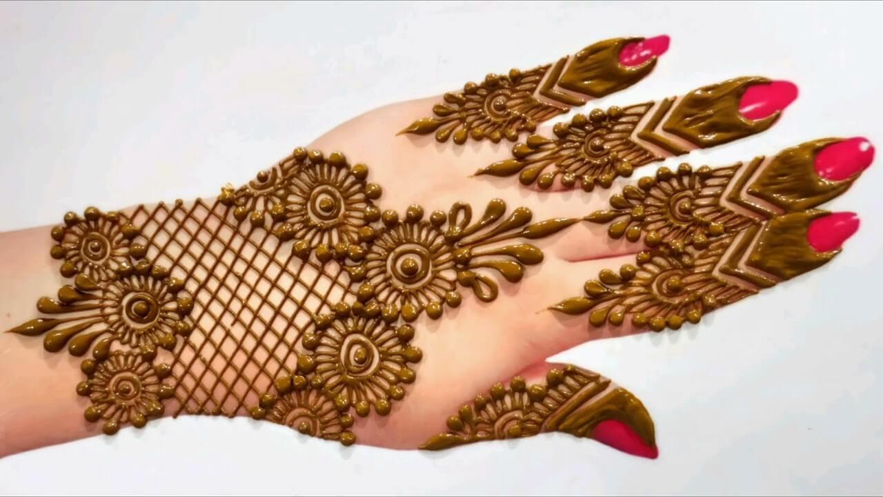 Stylish Mehndi Design 2026