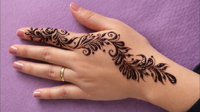 Vine Mehndi Design
