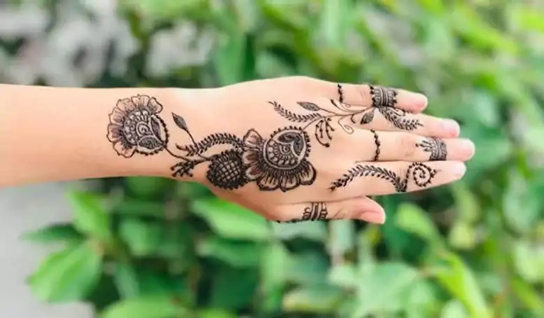 Vine Mehndi Design
